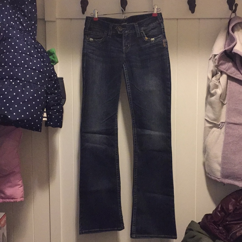 Silver Jeans Tuesday Bootcut Dark Wash. Size 27